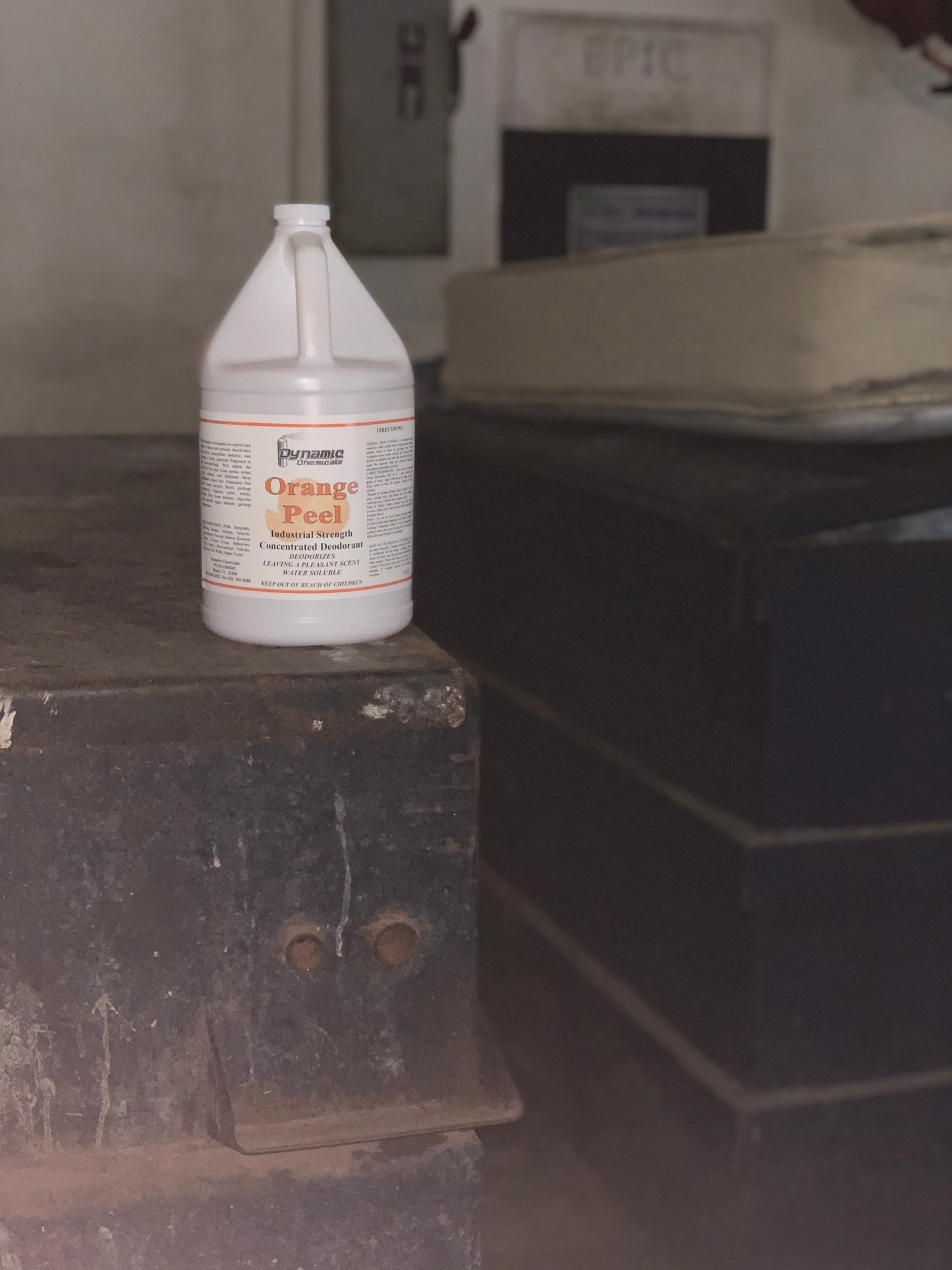 ORANGE PEEL INDUSTRIAL STRENGTH CONCENTRATED DEGREASER & DEODORIZER (30 GALLON DRUM) (ORANGE COLOR)